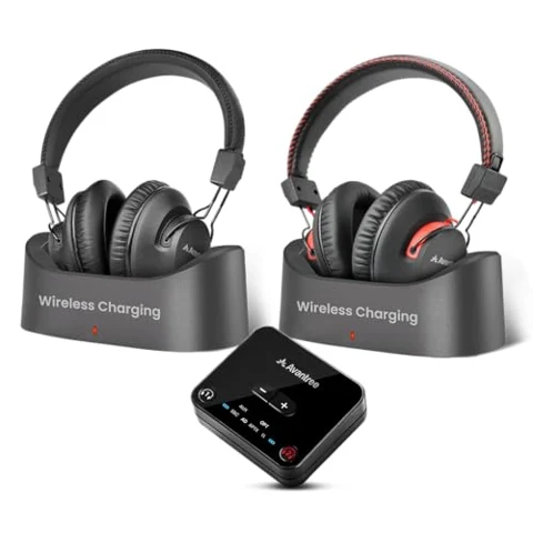 Avantree HT41899 Plus 2, deux casques sur leurs stations de charge avec émetteur séparé