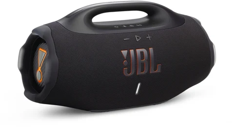 JBL Boombox 4 noire, vue de trois quarts avec grande poignée intégrée
