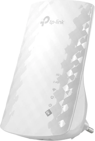 Répéteur TP-Link RE220 blanc, vue de trois quarts avec sa prise secteur